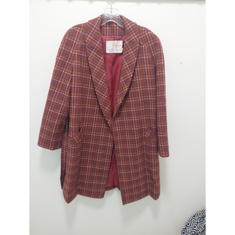 Pendleton Wool Childs Coat Vintage Size 7/8 with tie belt
